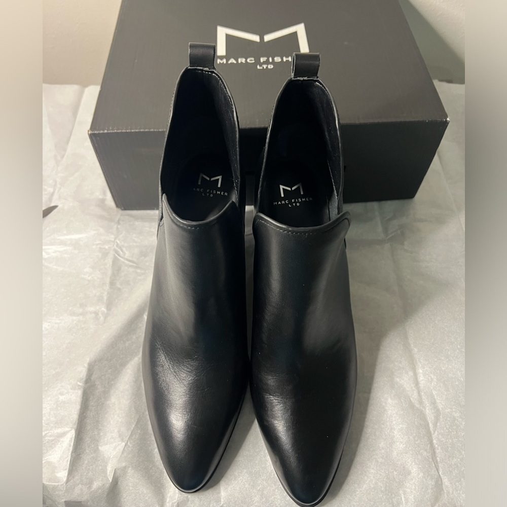 Marc Fisher LTD Women's Tanilla Ankle Boot (Brand new)​